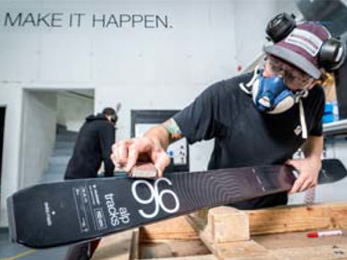 2025-10-29-first-track-00