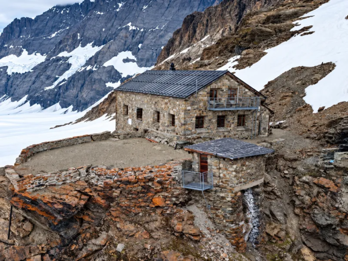 La moitié des cabines alpines menacées de disparition